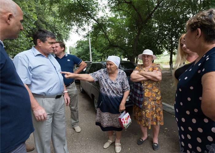 В случае невыполнения работ региональным фондом, ущерб восстанавливается согласно взносам на капитальный ремонт